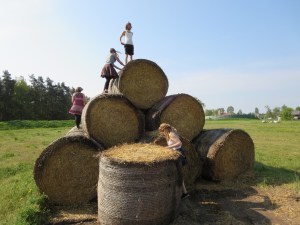 Dodamies apkārtnes izpētē